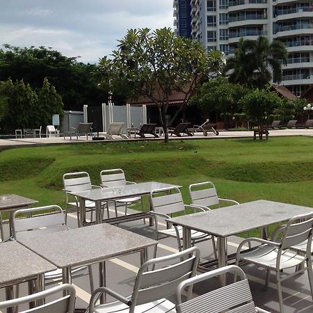 Marsi Pattaya Hotel Екстериор снимка