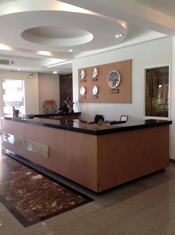 Marsi Pattaya Hotel Екстериор снимка