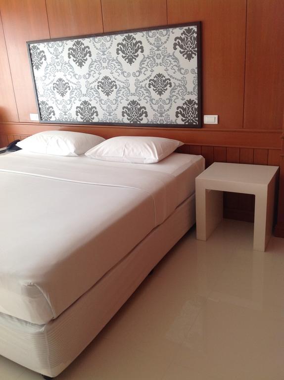 Marsi Pattaya Hotel Екстериор снимка