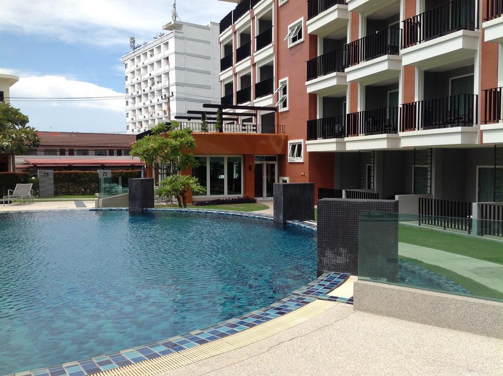 Marsi Pattaya Hotel Екстериор снимка