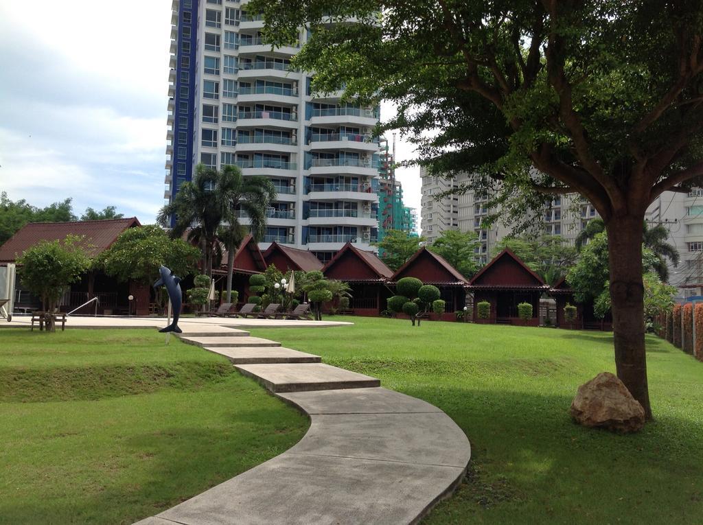 Marsi Pattaya Hotel Екстериор снимка