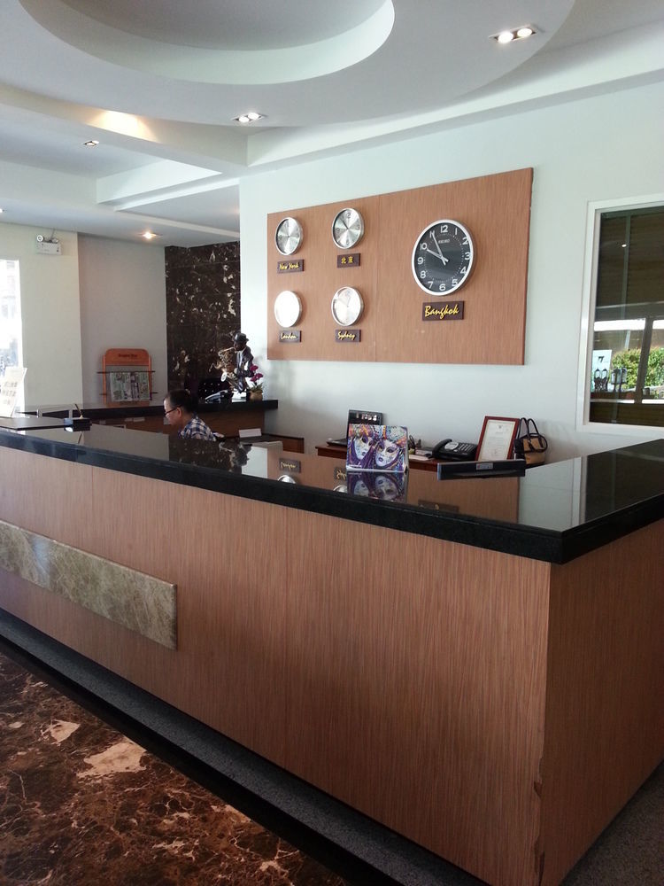 Marsi Pattaya Hotel Екстериор снимка