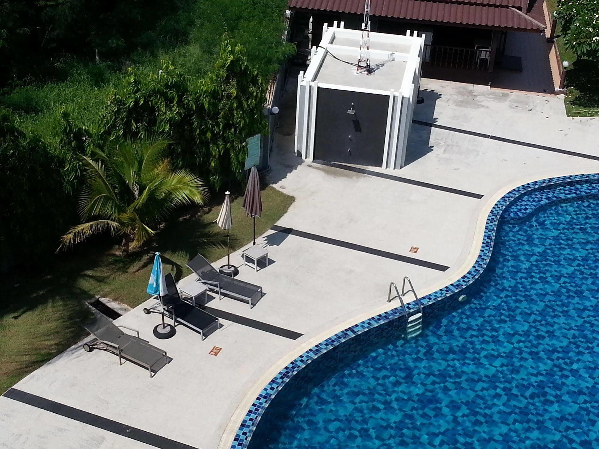 Marsi Pattaya Hotel Екстериор снимка
